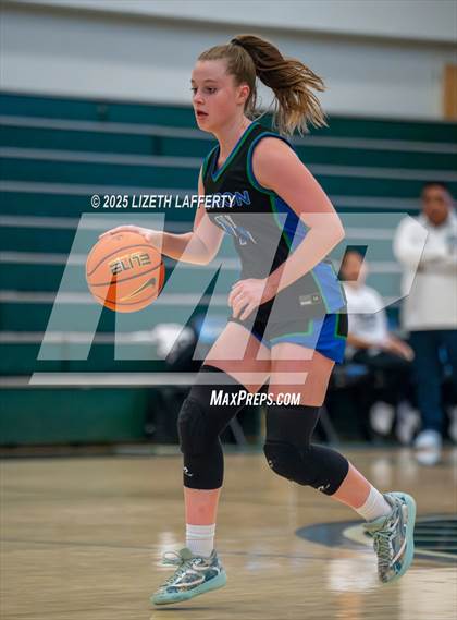 Thumbnail 1 in Dougherty Valley vs. Branson (Sabrina Ionescu SI20 Showcase) photogallery.
