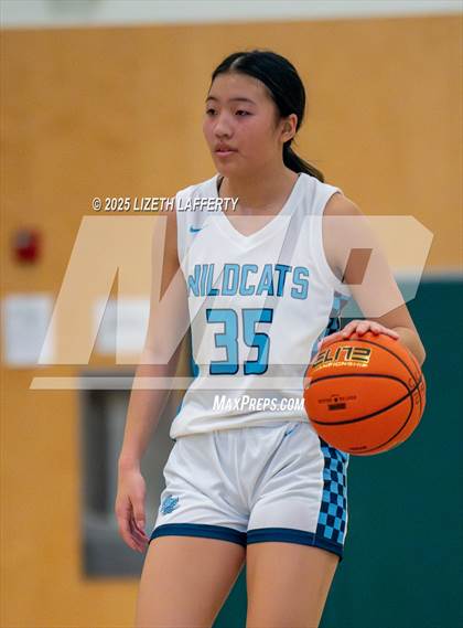 Thumbnail 3 in Dougherty Valley vs. Branson (Sabrina Ionescu SI20 Showcase) photogallery.