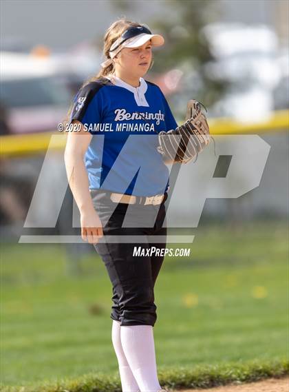 Thumbnail 2 in Bellevue East @ Bennington photogallery.