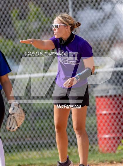 Thumbnail 1 in Bellevue East @ Bennington photogallery.