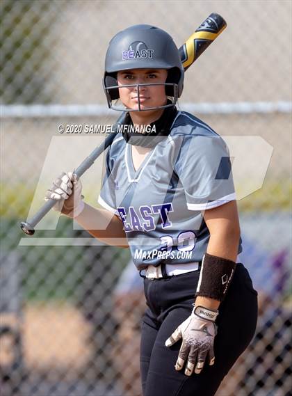 Thumbnail 1 in Bellevue East @ Bennington photogallery.