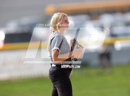 Thumbnail 3 in Bellevue East @ Bennington photogallery.