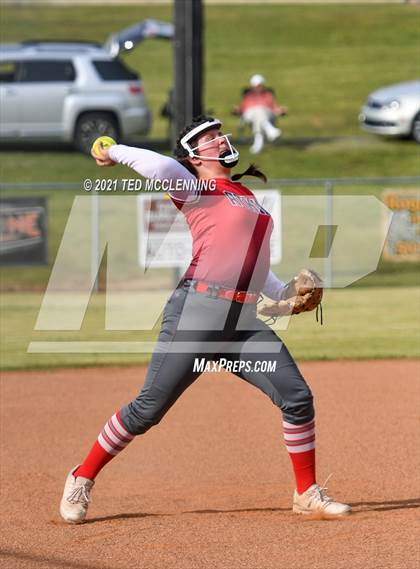 Thumbnail 3 in Atkins vs Perryville (3A District) photogallery.