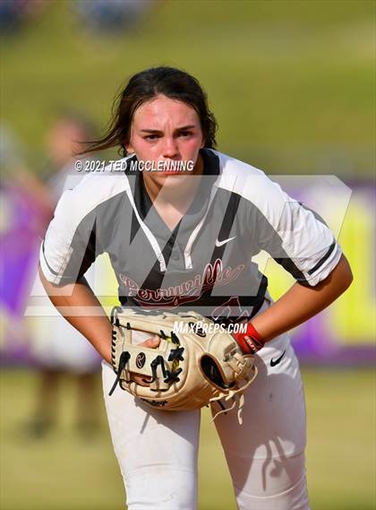 Thumbnail 1 in Atkins vs Perryville (3A District) photogallery.