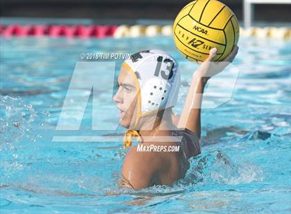 Thumbnail 2 in Beaumont vs Lakeside photogallery.