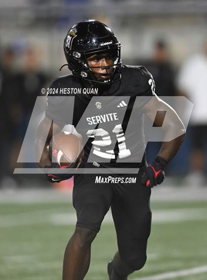 Thumbnail 1 in Notre Dame (SO) @ Servite photogallery.