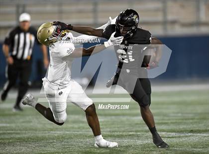 Thumbnail 2 in Notre Dame (SO) @ Servite photogallery.