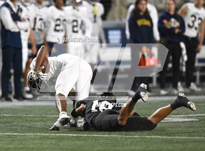Thumbnail 1 in Notre Dame (SO) @ Servite photogallery.
