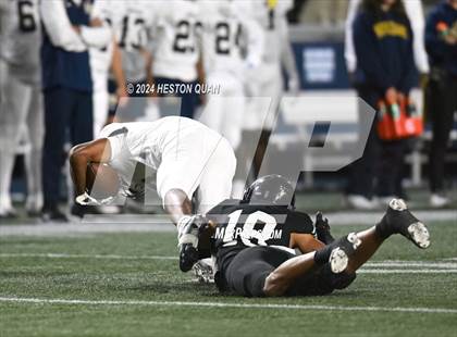 Thumbnail 2 in Notre Dame (SO) @ Servite photogallery.