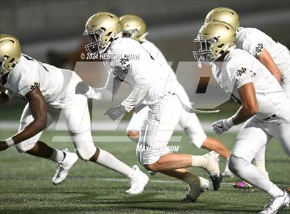 Thumbnail 2 in Notre Dame (SO) @ Servite photogallery.