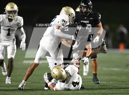 Thumbnail 1 in Notre Dame (SO) @ Servite photogallery.