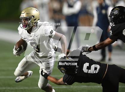 Thumbnail 2 in Notre Dame (SO) @ Servite photogallery.