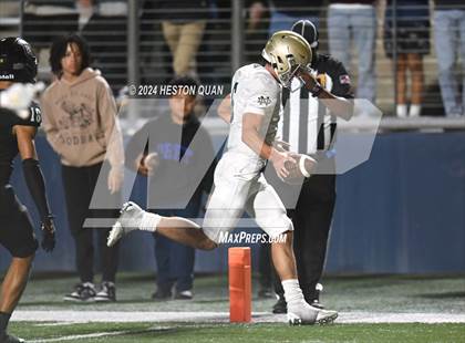 Thumbnail 1 in Notre Dame (SO) @ Servite photogallery.