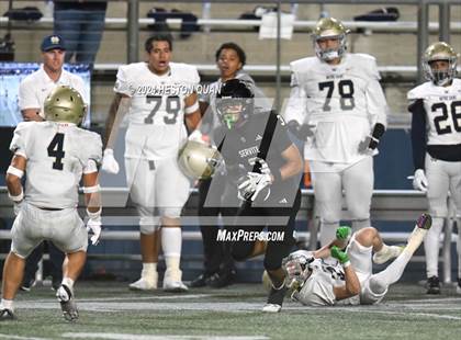 Thumbnail 1 in Notre Dame (SO) @ Servite photogallery.