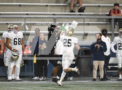 Thumbnail 2 in Notre Dame (SO) @ Servite photogallery.
