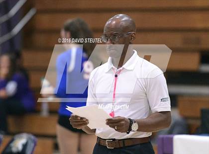 Thumbnail 2 in Sonora vs. Christian Brothers (CIF SJS D3 Final) photogallery.