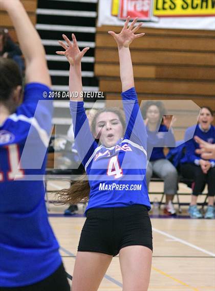 Thumbnail 3 in Sonora vs. Christian Brothers (CIF SJS D3 Final) photogallery.