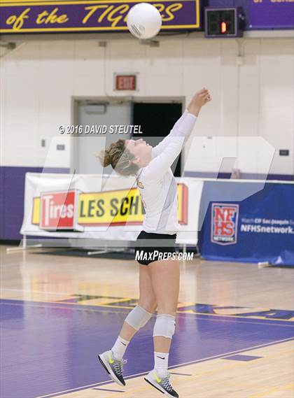 Thumbnail 2 in Sonora vs. Christian Brothers (CIF SJS D3 Final) photogallery.