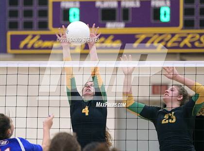 Thumbnail 2 in Sonora vs. Christian Brothers (CIF SJS D3 Final) photogallery.