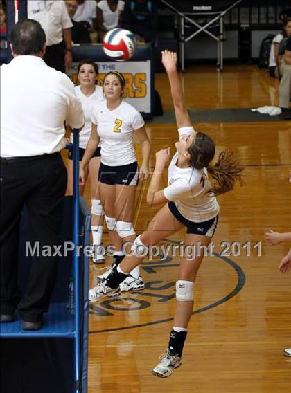Thumbnail 3 in Stony Point vs. Leander photogallery.