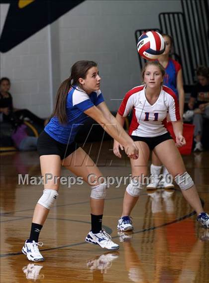 Thumbnail 3 in Stony Point vs. Leander photogallery.