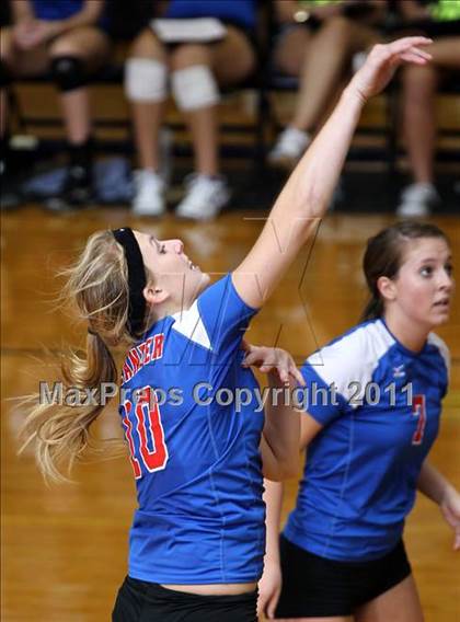 Thumbnail 2 in Stony Point vs. Leander photogallery.