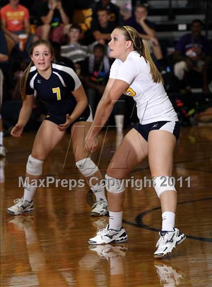 Thumbnail 2 in Stony Point vs. Leander photogallery.