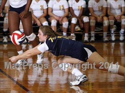Thumbnail 2 in Stony Point vs. Leander photogallery.