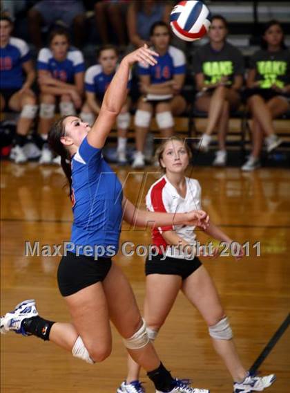 Thumbnail 3 in Stony Point vs. Leander photogallery.