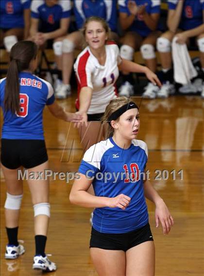Thumbnail 3 in Stony Point vs. Leander photogallery.