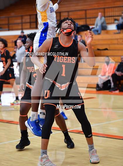 Thumbnail 3 in Urbana VS Denmark-Olar (Kevin Brown Memorial Tournament of Champions) photogallery.