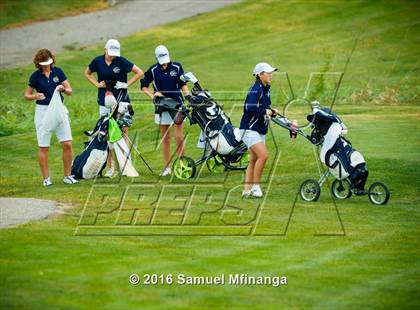 Thumbnail 2 in Highlands Invitational photogallery.