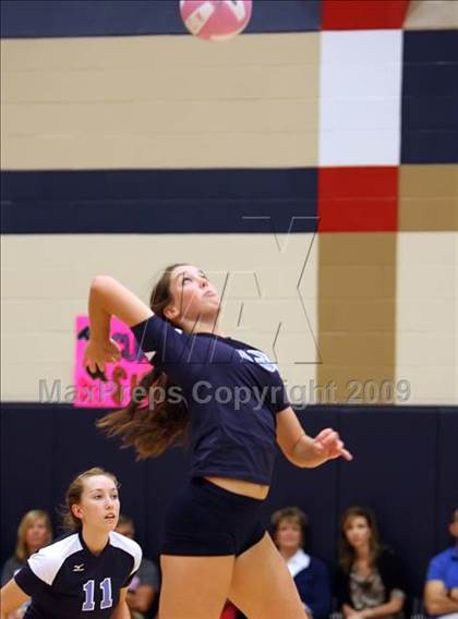 Thumbnail 2 in Friendswood vs. Carroll (Pearland Volleyball Classic) photogallery.