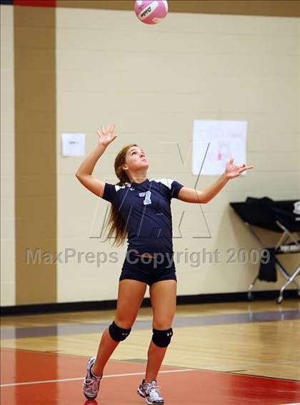 Thumbnail 1 in Friendswood vs. Carroll (Pearland Volleyball Classic) photogallery.