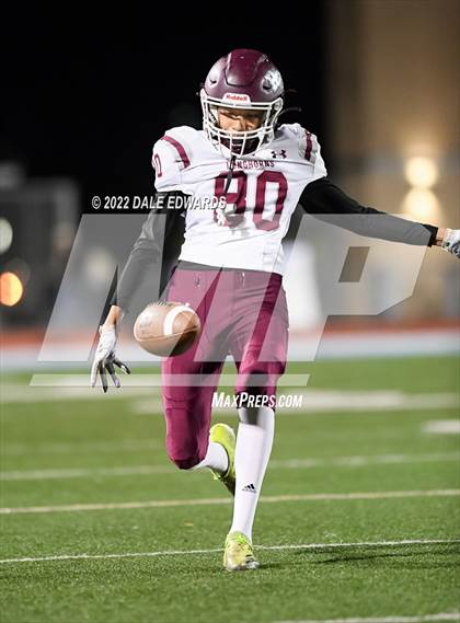 Thumbnail 2 in Rancho Buena Vista vs University City (CIF SDS D3 Quarterfinal) photogallery.