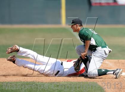 Thumbnail 2 in Elsinore vs. De La Salle (Hard 9 National Classic) photogallery.