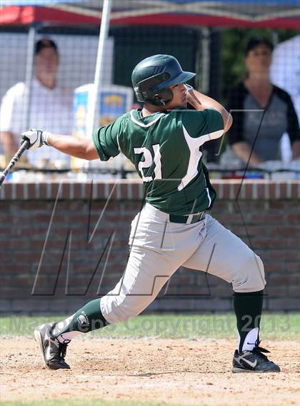 Thumbnail 1 in Elsinore vs. De La Salle (Hard 9 National Classic) photogallery.