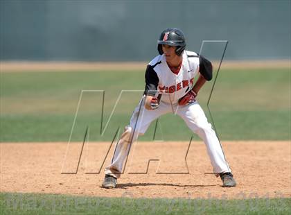 Thumbnail 1 in Elsinore vs. De La Salle (Hard 9 National Classic) photogallery.