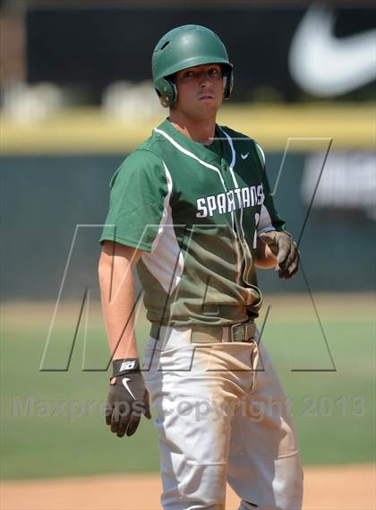 Thumbnail 2 in Elsinore vs. De La Salle (Hard 9 National Classic) photogallery.
