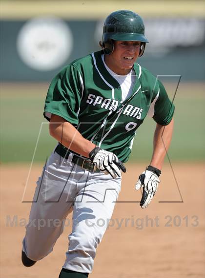 Thumbnail 3 in Elsinore vs. De La Salle (Hard 9 National Classic) photogallery.