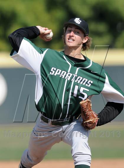 Thumbnail 3 in Elsinore vs. De La Salle (Hard 9 National Classic) photogallery.