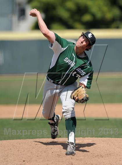 Thumbnail 1 in Elsinore vs. De La Salle (Hard 9 National Classic) photogallery.