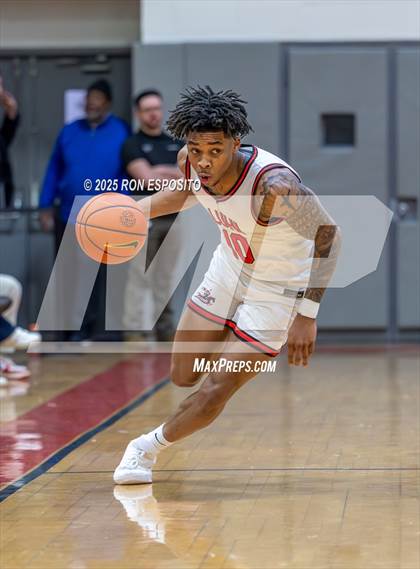 Thumbnail 2 in Long Island Lutheran vs Oak Hill Academy ( Bob McKillop Invitational ) photogallery.