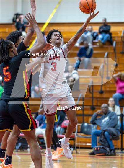 Thumbnail 2 in Long Island Lutheran vs Oak Hill Academy ( Bob McKillop Invitational ) photogallery.