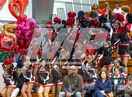Thumbnail 2 in Long Island Lutheran vs Oak Hill Academy ( Bob McKillop Invitational ) photogallery.