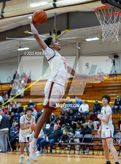 Thumbnail 2 in Long Island Lutheran vs Oak Hill Academy ( Bob McKillop Invitational ) photogallery.