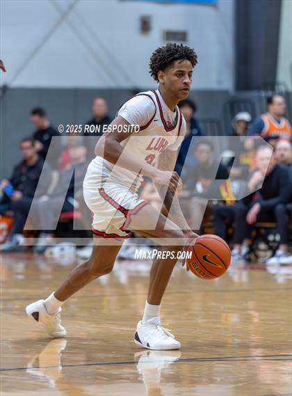 Thumbnail 3 in Long Island Lutheran vs Oak Hill Academy ( Bob McKillop Invitational ) photogallery.