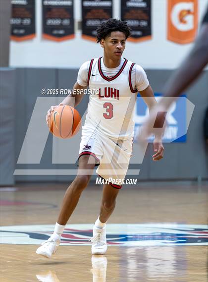 Thumbnail 3 in Long Island Lutheran vs Oak Hill Academy ( Bob McKillop Invitational ) photogallery.