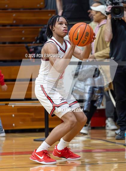 Thumbnail 1 in Long Island Lutheran vs Oak Hill Academy ( Bob McKillop Invitational ) photogallery.