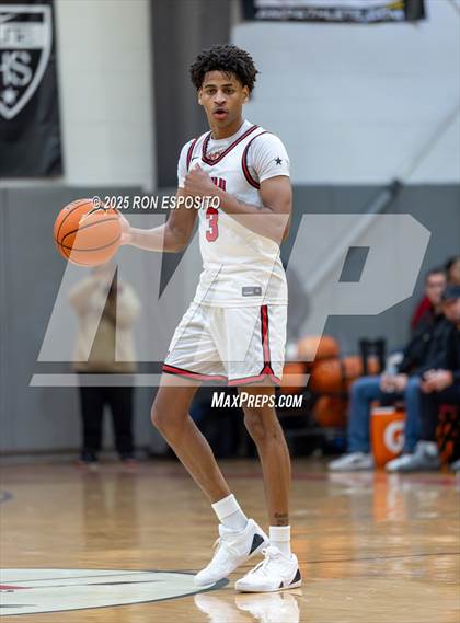 Thumbnail 2 in Long Island Lutheran vs Oak Hill Academy ( Bob McKillop Invitational ) photogallery.